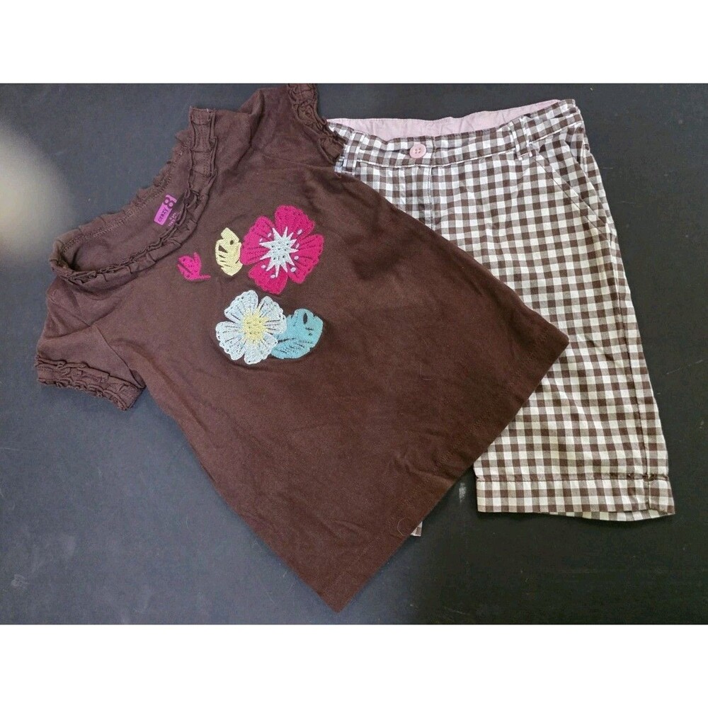 mix lot of 2 size 4t and 5t brown flowers top and plaid shorts